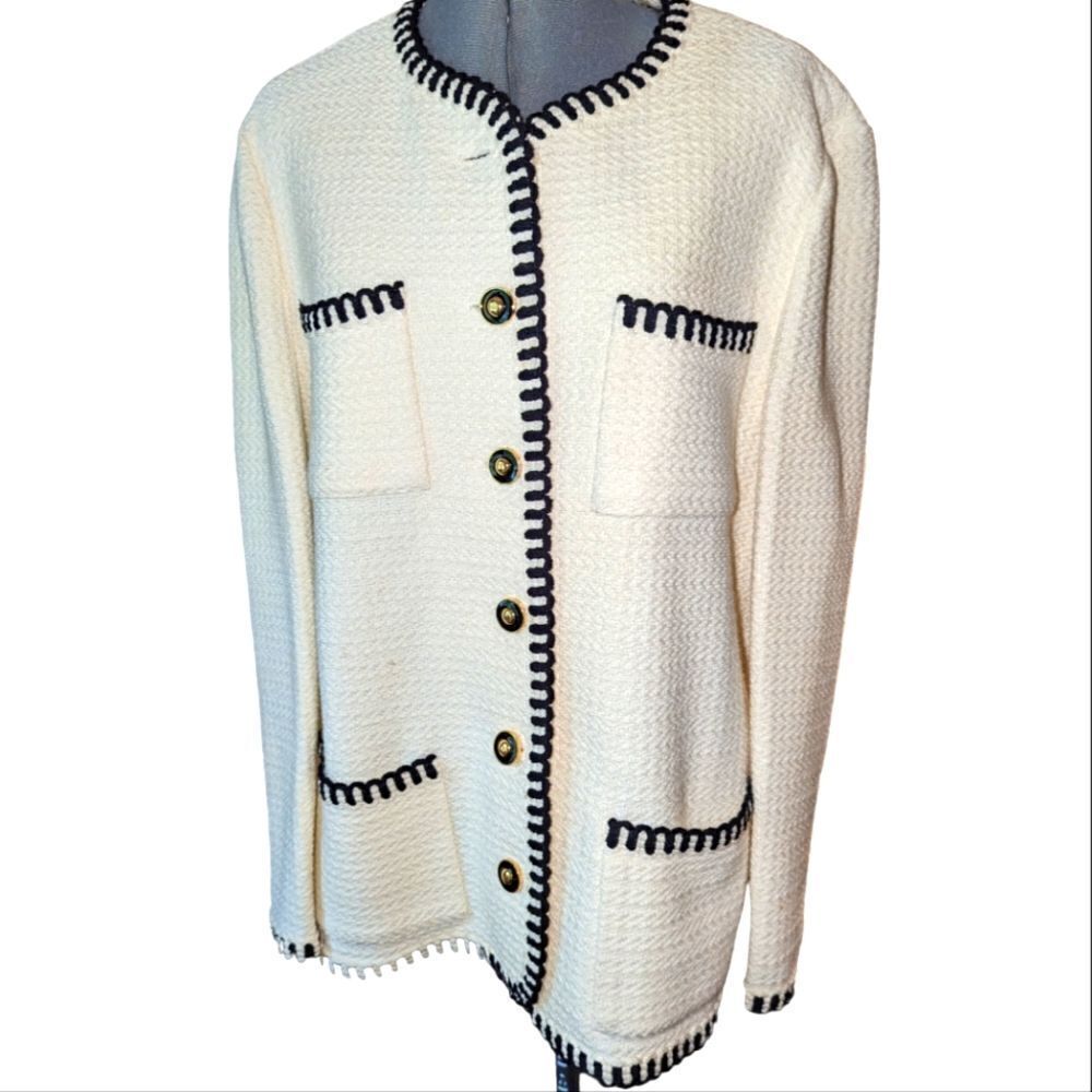 Vintage Castleberry white and black jacket size 40